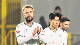 Konyaspor 12&rsquo;den vurdu!