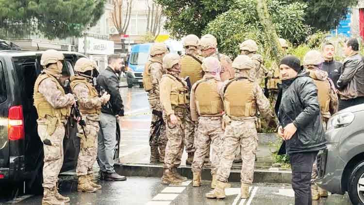 Kovulan G&uuml;venlik Bankayı Bastı