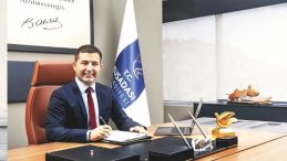 Kuşadası&rsquo;nda Başkan&rsquo;a g&ouml;zaltı