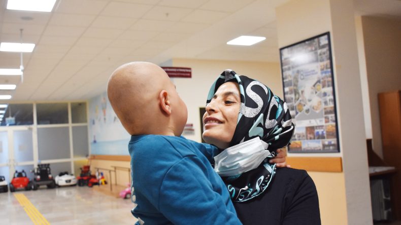 K&uuml;&ccedil;&uuml;k Alperen i&ccedil;in &ccedil;ifte bayram