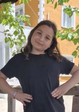 K&uuml;&ccedil;&uuml;k Zeynep&rsquo;ten Acı Haber! 2 Yıldır Kanserle Savaşıyordu