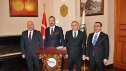 K&uuml;rşad Zorlu: "T&uuml;rk devletlerini bir araya getirmek i&ccedil;in koşturuyoruz, &ccedil;alışıyoruz"