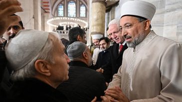 K&uuml;sl&uuml;ğe Son Verelim, Mazlumlara Dua Edelim