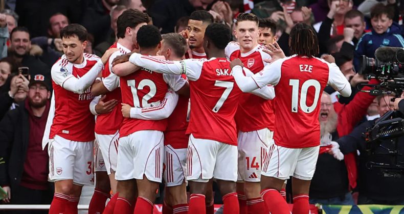 Londra derbilerinden kayıpsız &ccedil;ıkan Arsenal, liderliğini korudu!