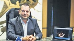 &lsquo;Yol uzun, hedef b&uuml;y&uuml;k&rsquo;