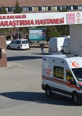 Mardin'de Kardeş Kavgası: Silah &Ccedil;ekildi Kan D&ouml;k&uuml;ld&uuml;, 1 Ağır Yaralı