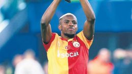 Maskeli Kral İ&ccedil;in Panzer Devrede!