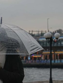 Meteoroloji paylaştı: Kuvvetli yağış, yoğun kar ve fırtına alarmı! Uyarılar peş peşe geldi&hellip;