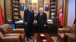 MHP'de İzzet Ulvi Y&ouml;nter'in Yerine &Ouml;zg&uuml;r Bayraktar Atandı