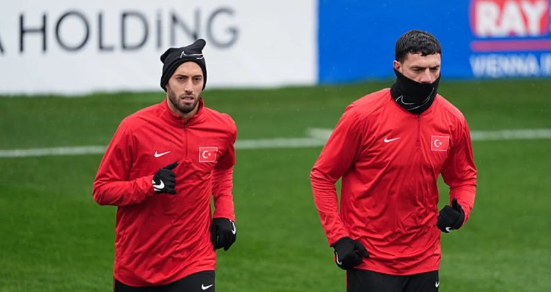 A Milli Futbol Takım'da 2 yıldız takımdan ayrı çalıştı