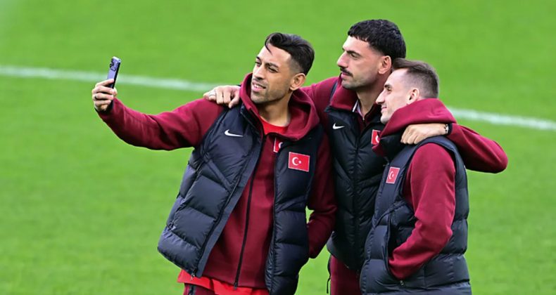 A Milli Futbol Takımı, Fadil Vokrri Stadı'nda!