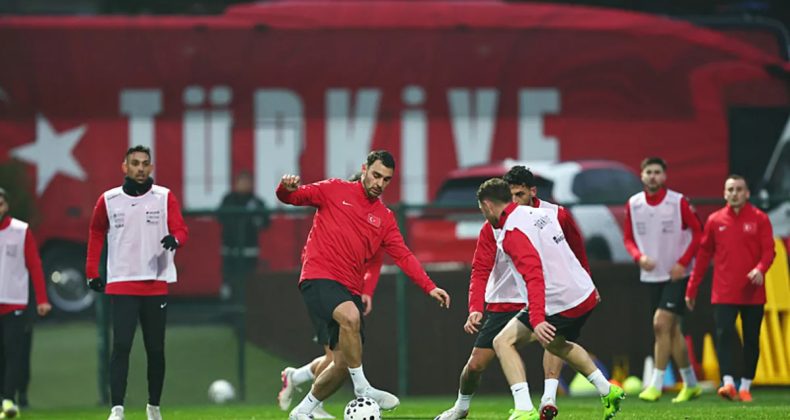 A Milli Futbol Takımı'nda Romanya mesaisi hız kesmedi!