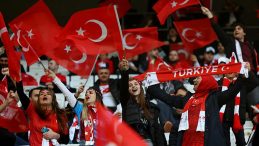 A Milli Futbol Takımı'nın Romanya Ma&ccedil;ına B&uuml;y&uuml;k İlgi!