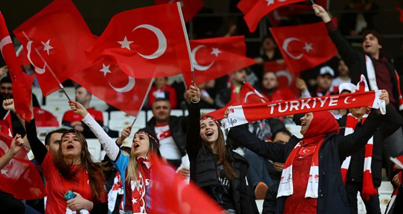 A Milli Futbol Takımı'nın Romanya Ma&ccedil;ına B&uuml;y&uuml;k İlgi!