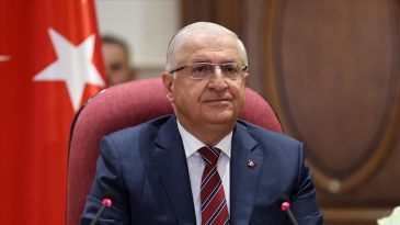 Milli Savunma Bakanı G&uuml;ler, Katar Başbakan Yardımcısı Al Sani ile telefonda g&ouml;r&uuml;şt&uuml;