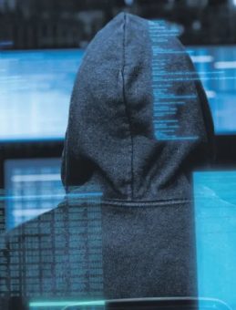 Milyonlarca kişinin verisi internete sızdı