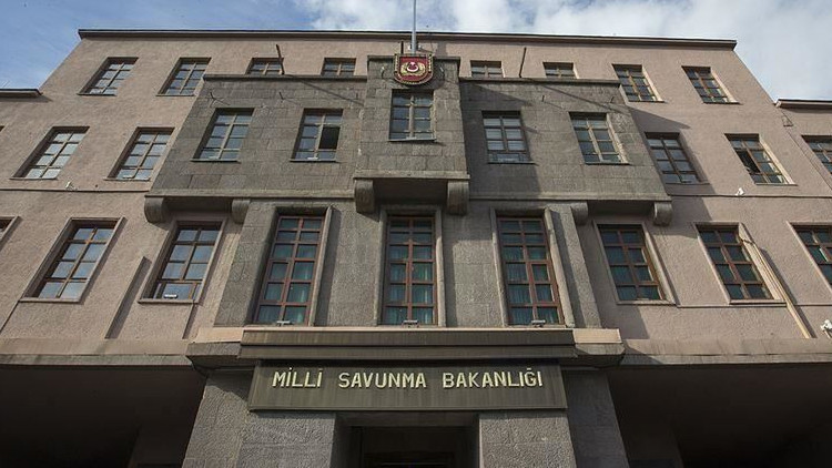 MSB, imha edilen İran f&uuml;zesiyle ilgili detayları a&ccedil;ıkladı: Hatay'a d&uuml;şen par&ccedil;a hava savunma m&uuml;himmatına ait