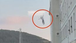 Muğla&rsquo;da intihar faciası: Yurdun 4'&uuml;nc&uuml; katından atlayan &ouml;ğrenci &ouml;ld&uuml;!