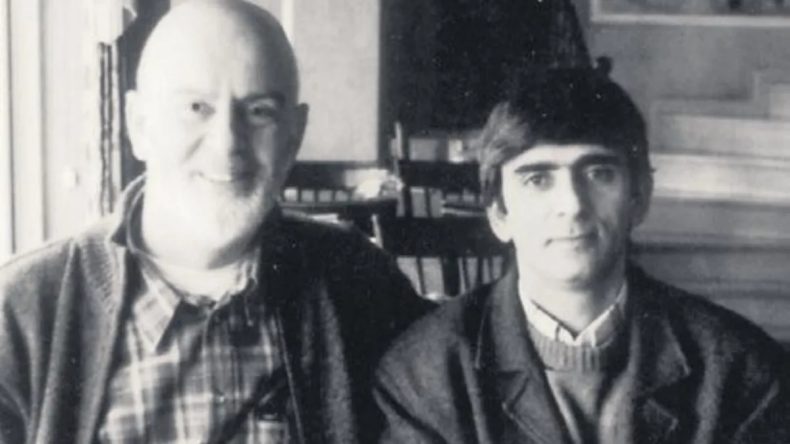 Muhit&rsquo;ten Mustafa Kutlu&rsquo;ya Vefa Sayısı