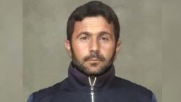 Muş'ta korkun&ccedil; olay! Tartıştığı kocasını g&ouml;ğs&uuml;nden bı&ccedil;aklayarak &ouml;ld&uuml;rd&uuml;