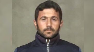 Muş'ta korkun&ccedil; olay! Tartıştığı kocasını g&ouml;ğs&uuml;nden bı&ccedil;aklayarak &ouml;ld&uuml;rd&uuml;