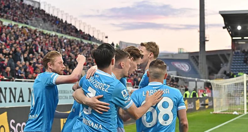 Napoli, Cagliari deplasmanında takılmadı!