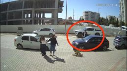 Nusaybin&rsquo;de Silahlı Kavga Anı Kamerada! 2 Yaralı