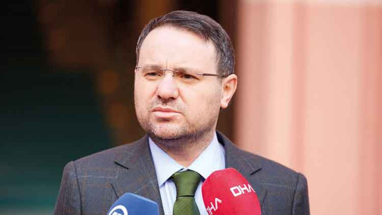 Özel-Gürlek Tapu Polemiğinde Sert Açıklamalar