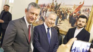 &Ouml;zel&rsquo;den Arın&ccedil;&rsquo;a ziyaret