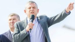 &Ouml;zel&rsquo;den İsrail ve ABD&rsquo;ye tepki: İran&rsquo;ın kararını İran halkı verir