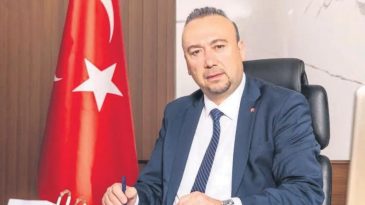 Pavyoncu Sevgiliye Belediyede İş İmkanı