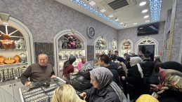 Pide değil, altın kuyruğu: Fiyatları g&ouml;ren kuyumcuya akın etti!