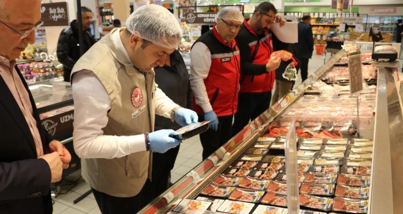 Ramazan'da gıda sahtekarlarına milyonluk ceza! 9 işletme hakkında su&ccedil; duyurusunda bulunuldu