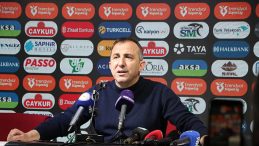 Rizespor'da Recep U&ccedil;ar'dan Ali Sowe a&ccedil;ıklaması!