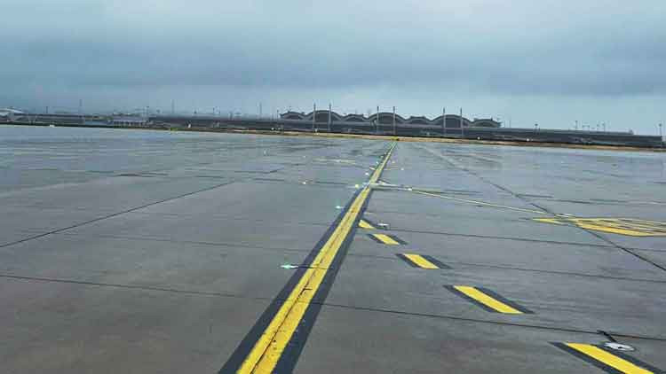 Sabiha G&ouml;k&ccedil;en&rsquo;de U&ccedil;uşlara Yağmur Engeli