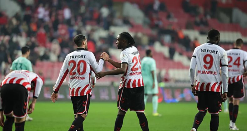 Samsunspor, Kayserispor&rsquo;u 90+3&rsquo;te devirdi!