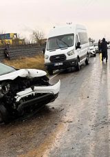 Şanlıurfa'da feci kaza: İki otomobil kafa kafaya &ccedil;arpıştı! 8 yaralı