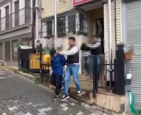 Sarıyer’de iş yerini kurşunlayan 2 şüpheli tutuklandı