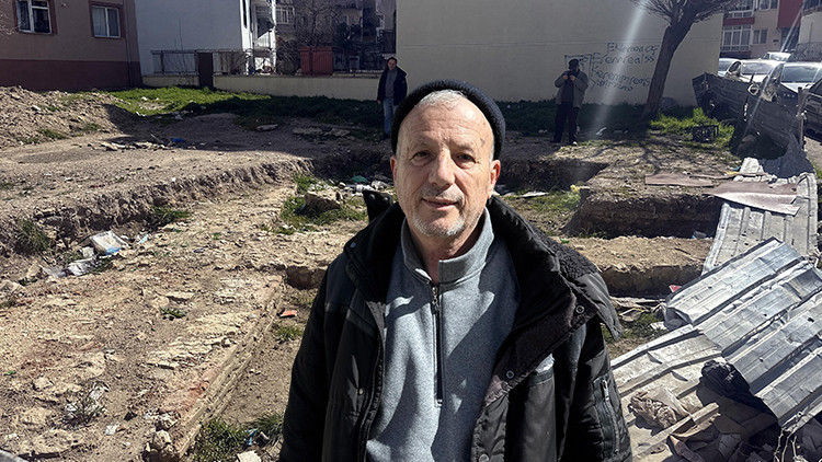 Satın aldığı arsayı değerlendirmek istedi; toprağın altında bulundu! 'S&ouml;ylentiler doğruymuş, mağdurum'