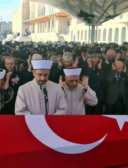 Şehit polis son yolculuğuna dualarla uğurlandı