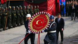 Şehitler Unutulmadı, Millet Tek Y&uuml;rek Oldu