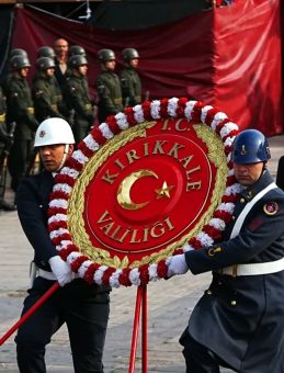 Şehitler Unutulmadı, Millet Tek Y&uuml;rek Oldu