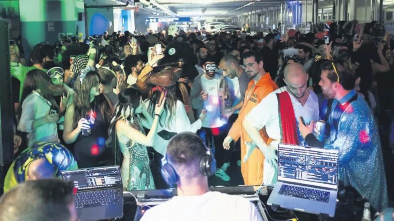 Sığınaklara İsrailli Olmayanları Almıyorlar