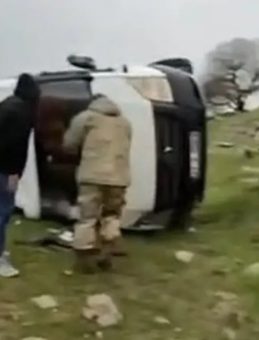 Şırnak’ta öğrenci servisi şarampole devrildi: 5 yaralı