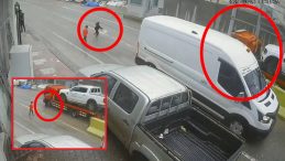 Şırnak&rsquo;ta y&uuml;rekleri ağza getiren kaza! Yola fırlayan &ccedil;ocuk saniyelerle kurtuldu