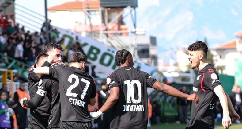 Sivasspor, 3 puanı tek golle aldı!