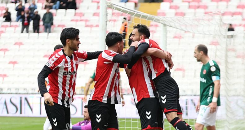 Sivasspor'a Tek Gol Yetti!