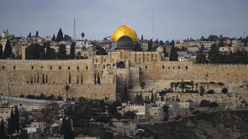 Siyonist İsrail&rsquo;den Mescid-i Aksa engeli: Ramazan ayının son cumasında da kapalı