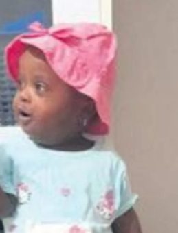 Somalili S&uuml;meyye Artık Koşup Oynuyor