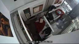 SON DAKİKA: Ey&uuml;psultan'da akılalmaz olay! 2 dakikada 18 milyonluk soygun yaptılar!